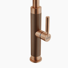 Load image into Gallery viewer, Franke Mythos Masterpiece Retractable Tap