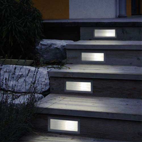 Coastal Quality Footlights