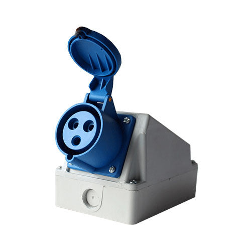 Tradeprice Industrial Socket IP44 3P 32A