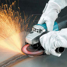 Load image into Gallery viewer, Makita Angle Grinder 9557HNG 115mm 840W
