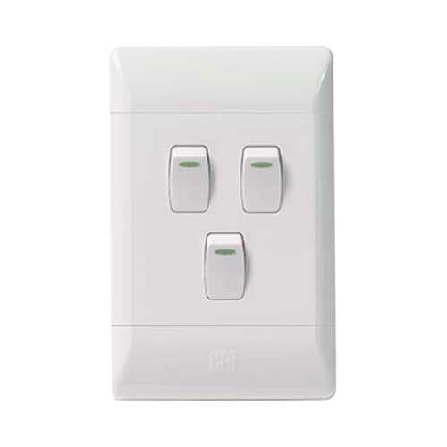 CBi PVC 3 Lever Light Switch 4 x 2