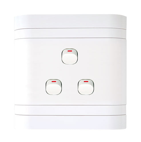 Lesco Cover Strip 3 Lever 1-Way Light Switch 4 x 4