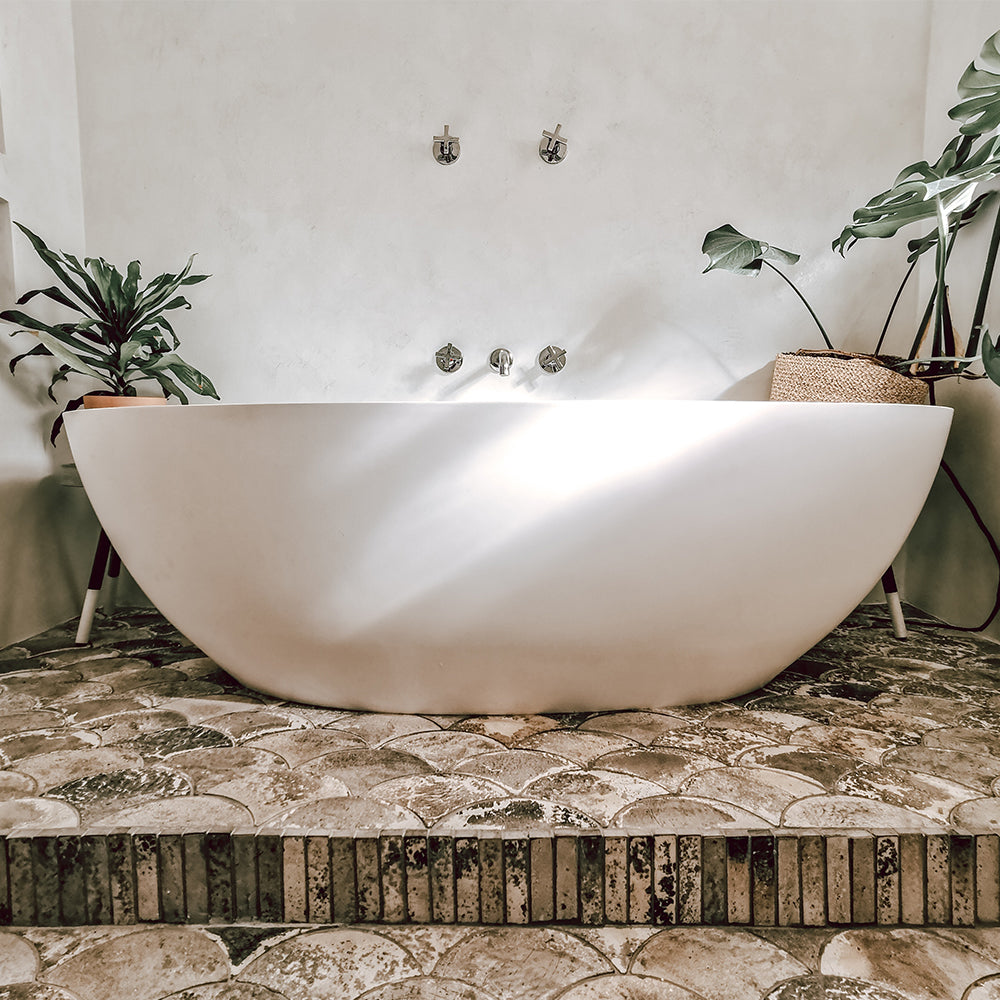 Livingstone Taylor Freestanding Bath