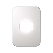 Load image into Gallery viewer, VETi &lt;i&gt;1&lt;/i&gt; 1 Horizontal Module Cover Plate 4 x 2 - White Trim
