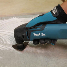 Load image into Gallery viewer, Makita Multi-Tool TM3000CX2 320W
