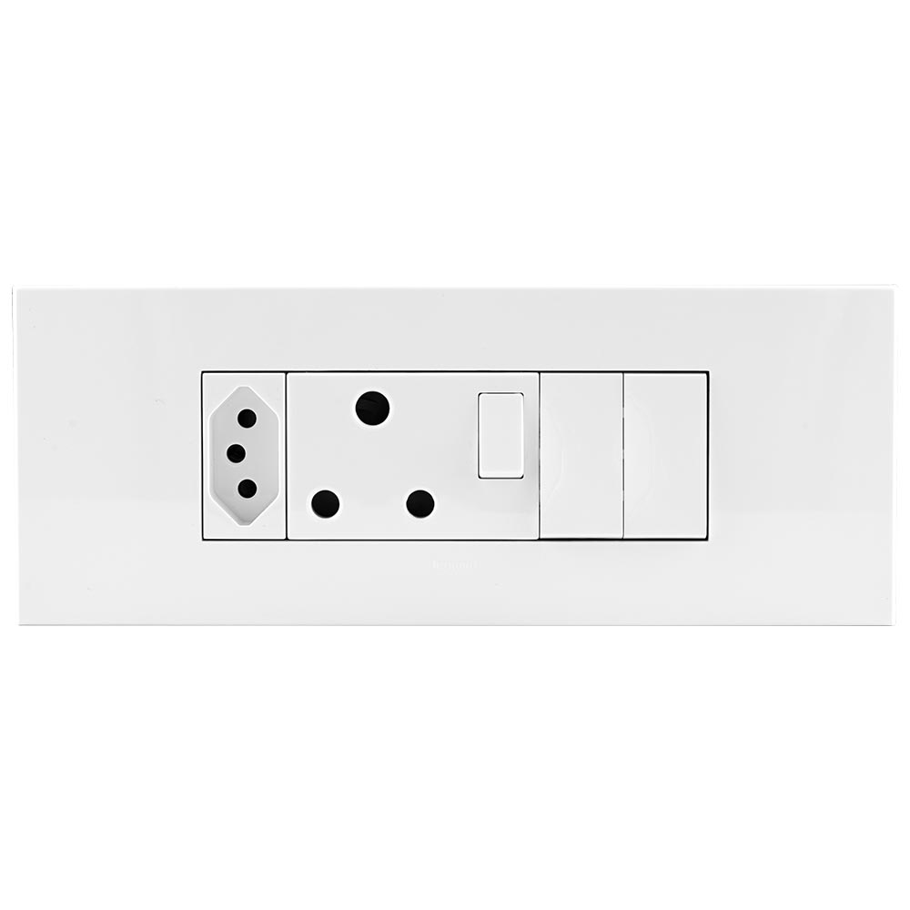 Legrand Arteor 6 Module Power Cluster