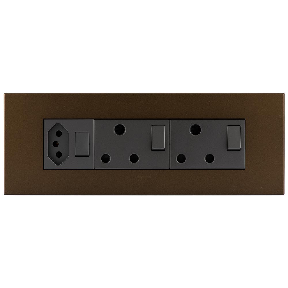 Legrand Arteor 8 Module Power Cluster