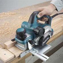 Load image into Gallery viewer, Makita Planer KP0810K 23mm 850W
