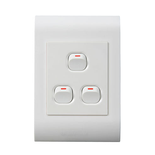 Lesco Pipelli 3 Lever 1-Way Light Switch 4 x 2