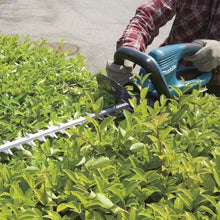Load image into Gallery viewer, Makita Electric Hedge Trimmer UH6570 650mm 550W
