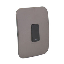 Load image into Gallery viewer, VETi &lt;i&gt;1&lt;/i&gt; 1 Lever 1 Way Light Switch 4 x 2 - Black Module
