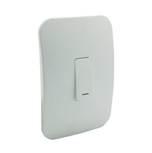 Load image into Gallery viewer, VETi &lt;i&gt;1&lt;/i&gt; 1 Lever 1 Way Light Switch 4 x 2 - White Module
