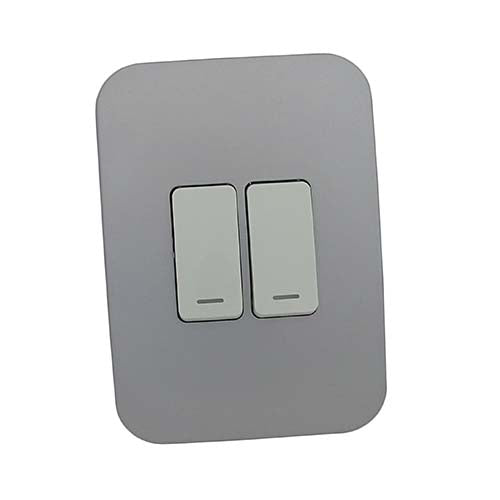 VETi 1 2 Lever 1-Way Light Switch 4 x 2 - White Modules