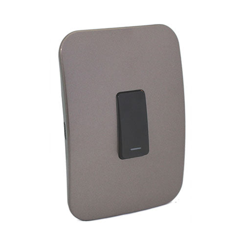 VETi 1 1 Lever 2-Way Light Switch 4 x 2 - Black Module