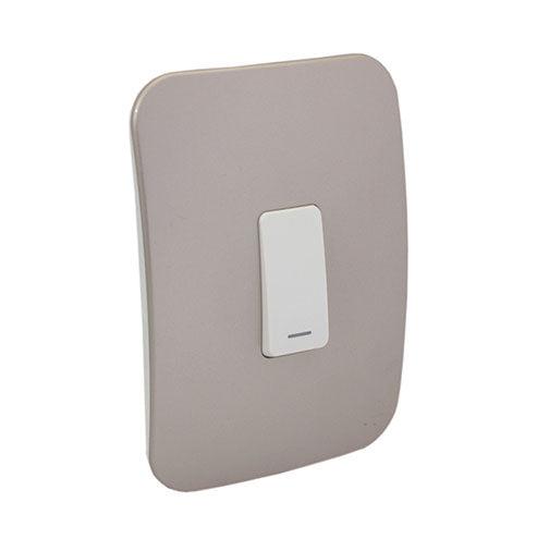 VETi 1 1 Lever 2-Way Light Switch 4 x 2 - White Module