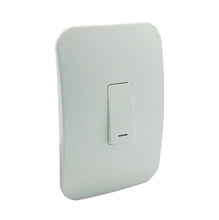 Load image into Gallery viewer, VETi &lt;i&gt;1&lt;/i&gt; 1 Lever 2 Way Light Switch 4 x 2 - White Module
