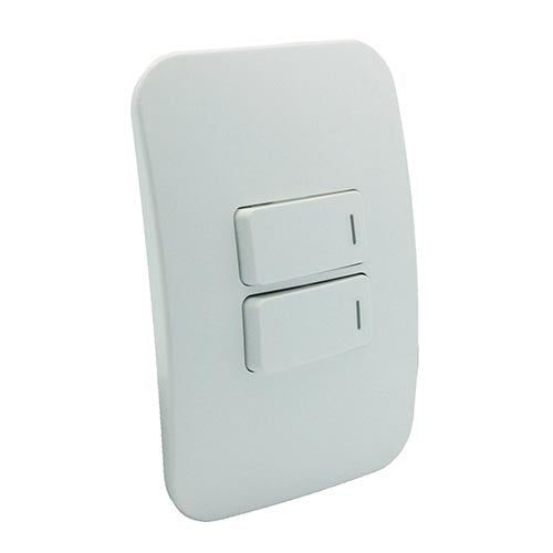 VETi 1 2 Lever 1-Way Horizontal Light Switch with Locator 4x2 - White