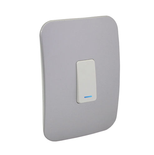VETi 1 1 Lever 2-Way Light Switch with Locator 4 x 2 - White Module